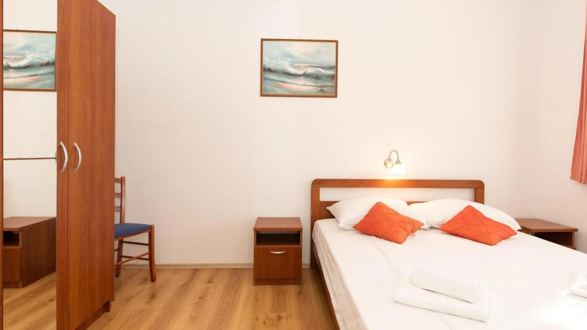 Two Bedroom Apartment With Balcony And Pool Krk Town
